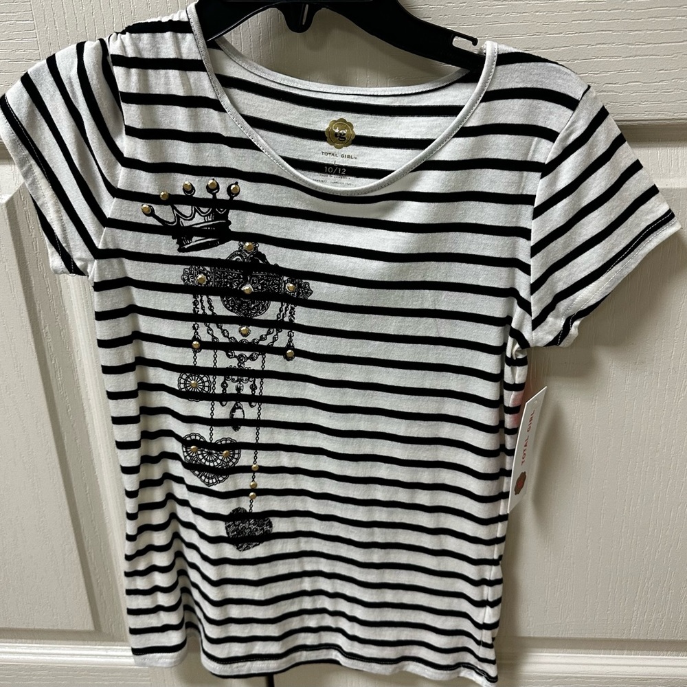 Girls 4& up top Large 10/12 lined black/ white cotton blend
